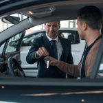 como-negociar-preco-carro-usado-desconto